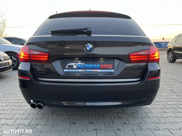 BMW Seria 5 520d Touring Aut. Modern Line - 19