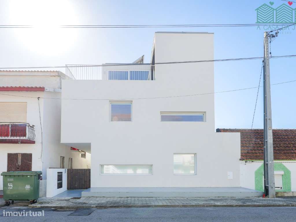 Apartamento T2 Duplex com terraço na Praia da Costa Nova - Grande imagem: 4/35