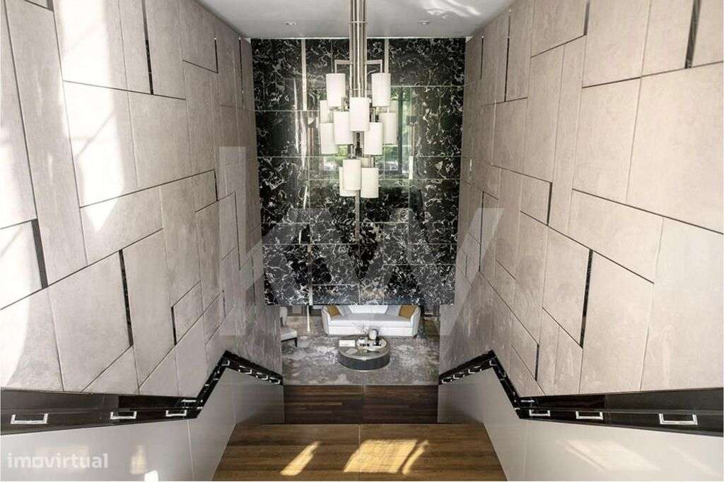 Ótimos Armazéns + Escritórios em Milheirós Maia, Total 2600m2 - Grande imagem: 5/38