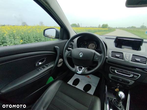 Renault Megane 1.5 dCi Bose - 9