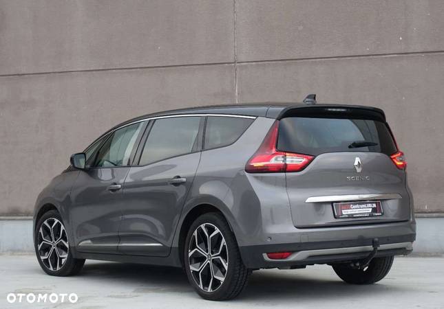 Renault Grand Scenic - 8