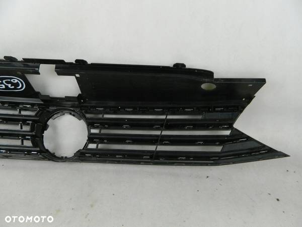 Atrapa Grill przedni przód VW Passat B8 chrom - 4