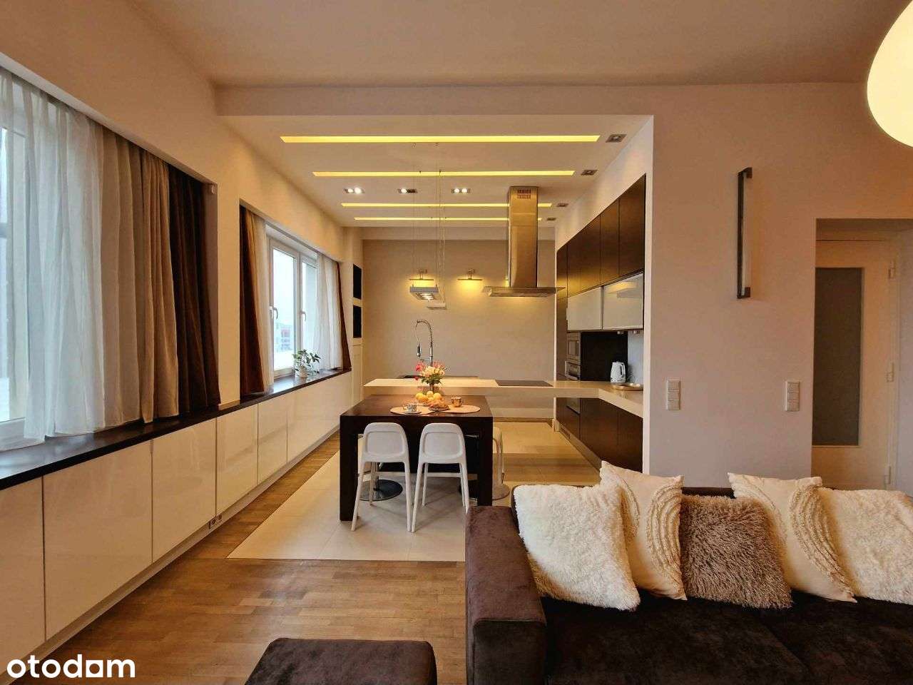 2 pokojowy apartament w samym centrum Łodzi - Pełny obrazek: 1/17