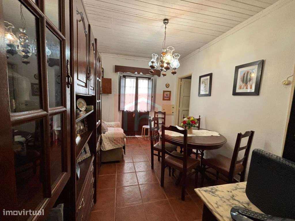 Moradia T1 no centro histórico de Alcochete-10