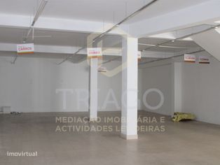 Excelente Negócio - Loja + Armazém com área total de 726 m2 - Grande imagem: 5/15