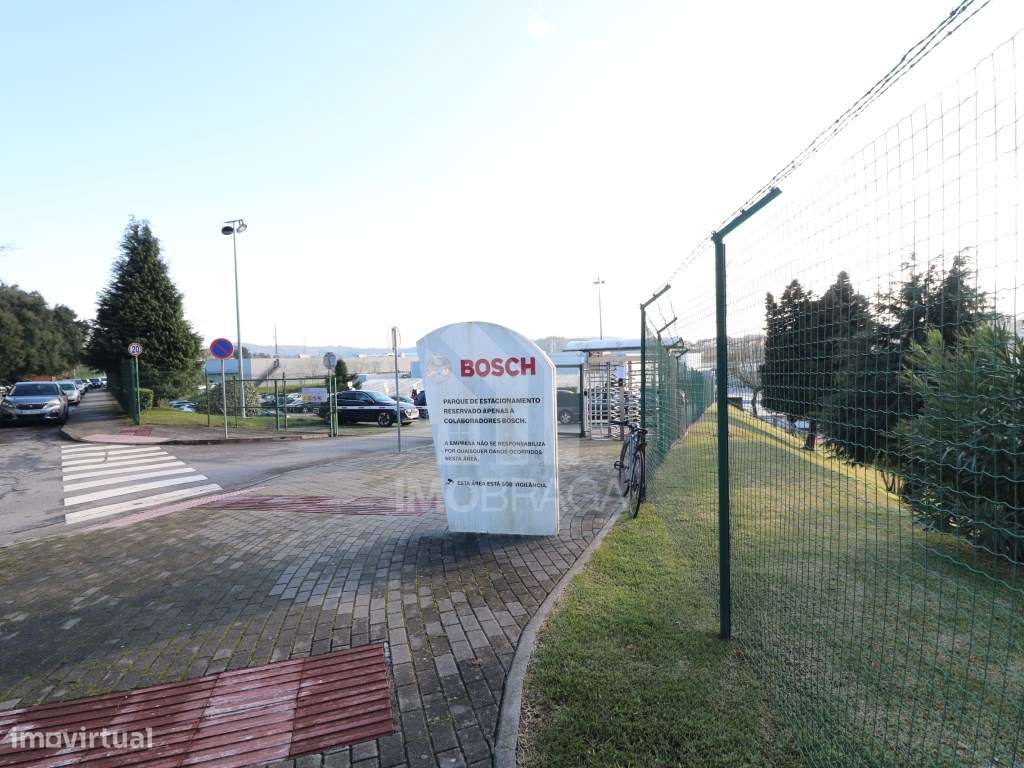 Venda Apartamento T2 Mobilado e Equipado em Lomar, Braga-23