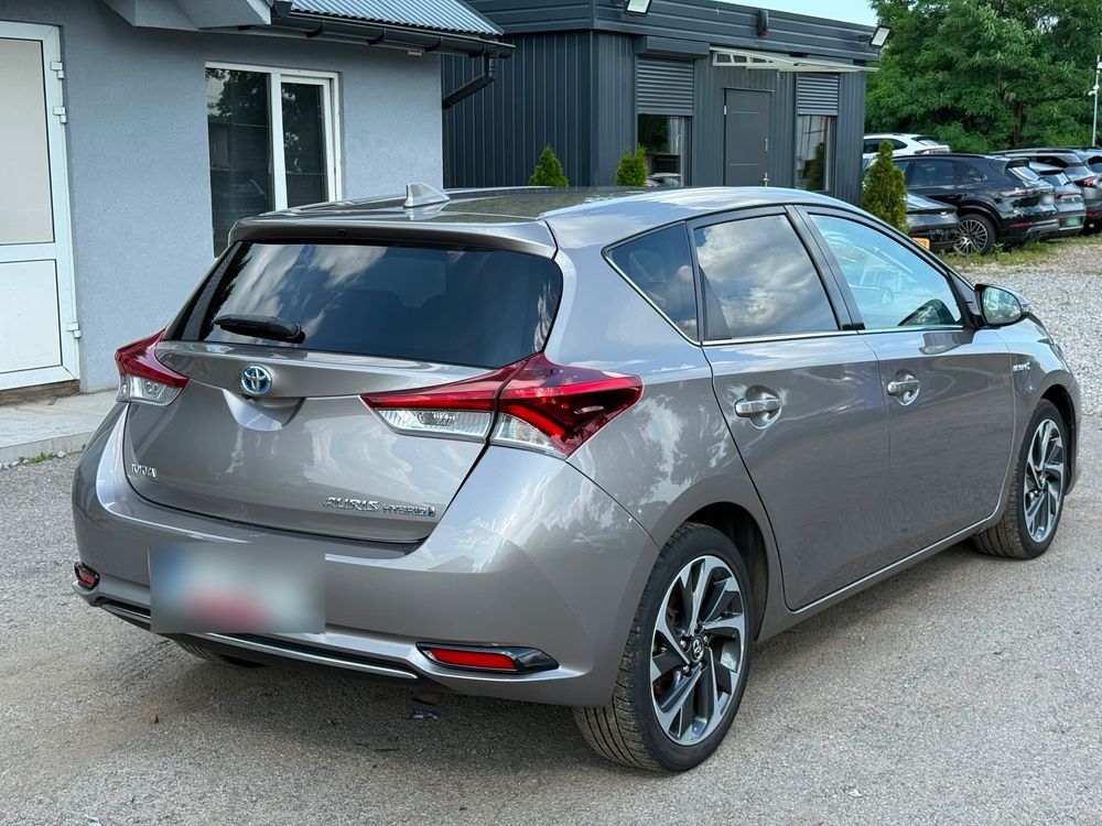 Toyota Auris II (2012-) 1.8 VVT-i Automatik Executive 2016