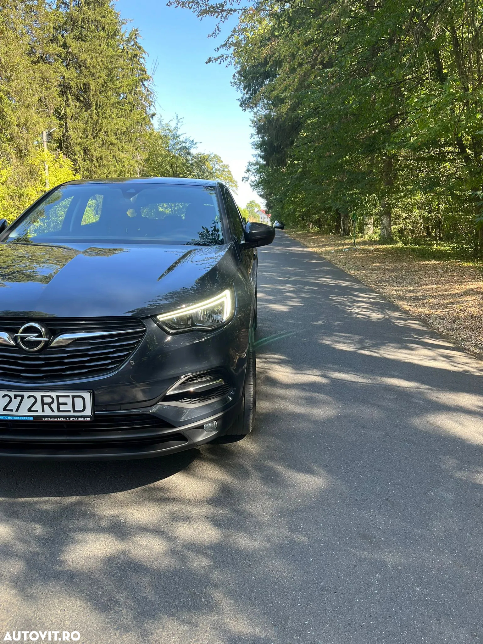 Opel Grandland X 1.2 Turbo START/STOP Aut. Innovation - 9