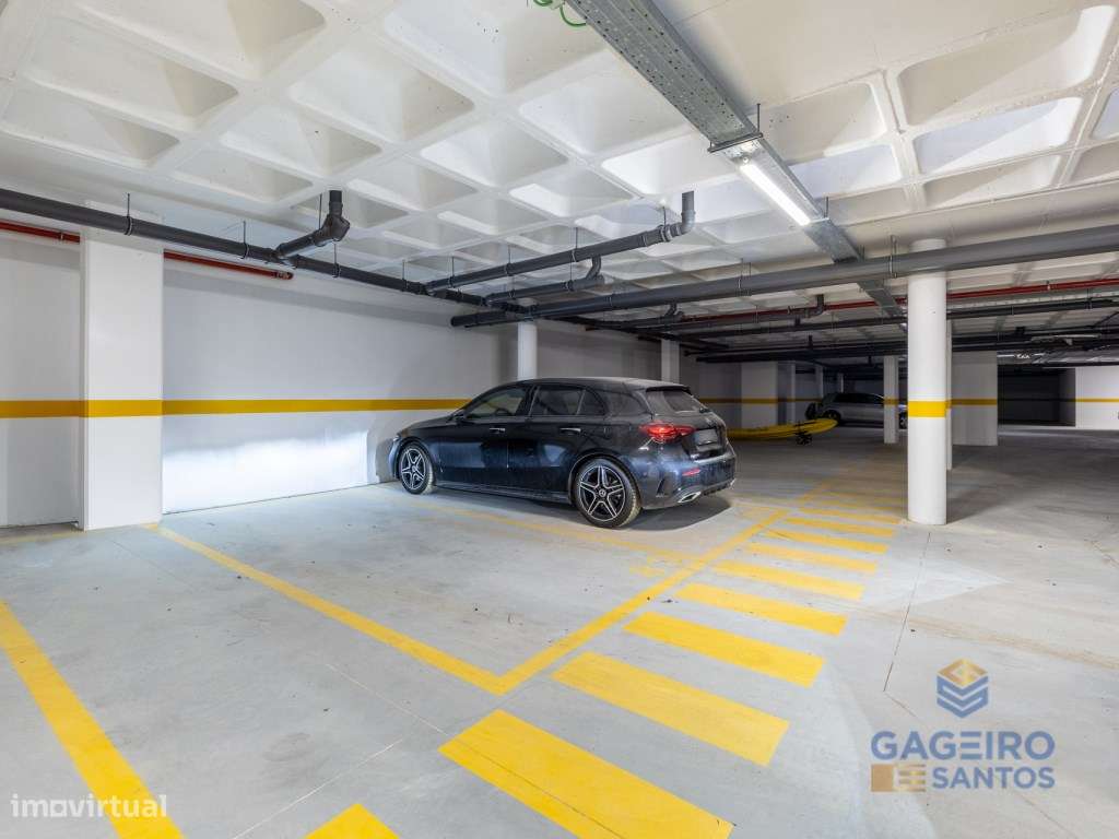 Apartamento T2 na Primeira Linha de Mar - Avenida Marginal, São Mar...-37
