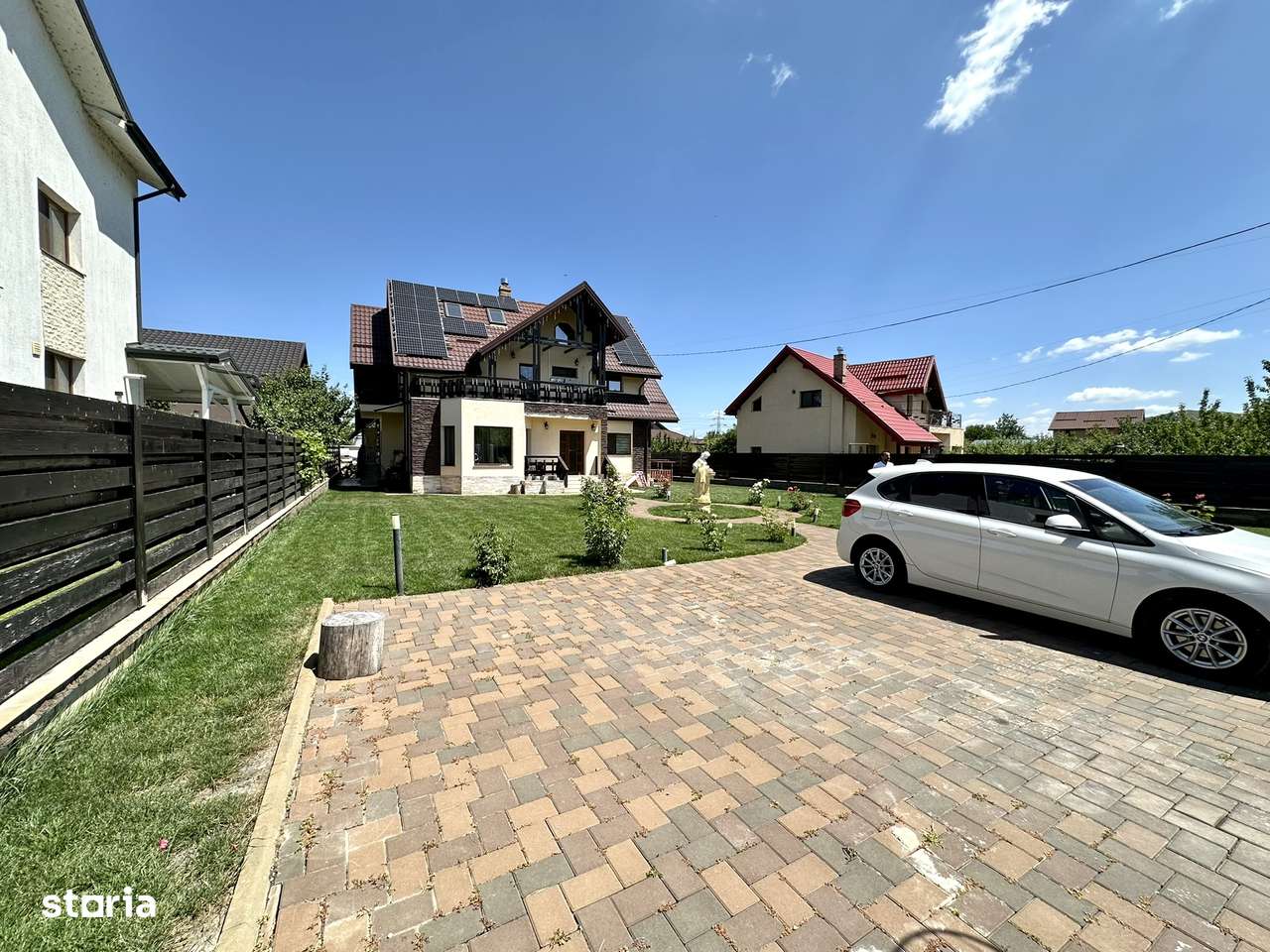 Casa individuala 295mp Teren 744mp Mobilata zona Bucium - Imagine principală: 4/20