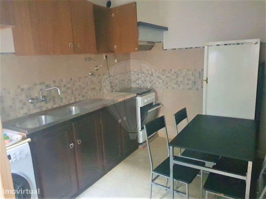 Apartamento T2 para arrendamento - Grande imagem: 2/13