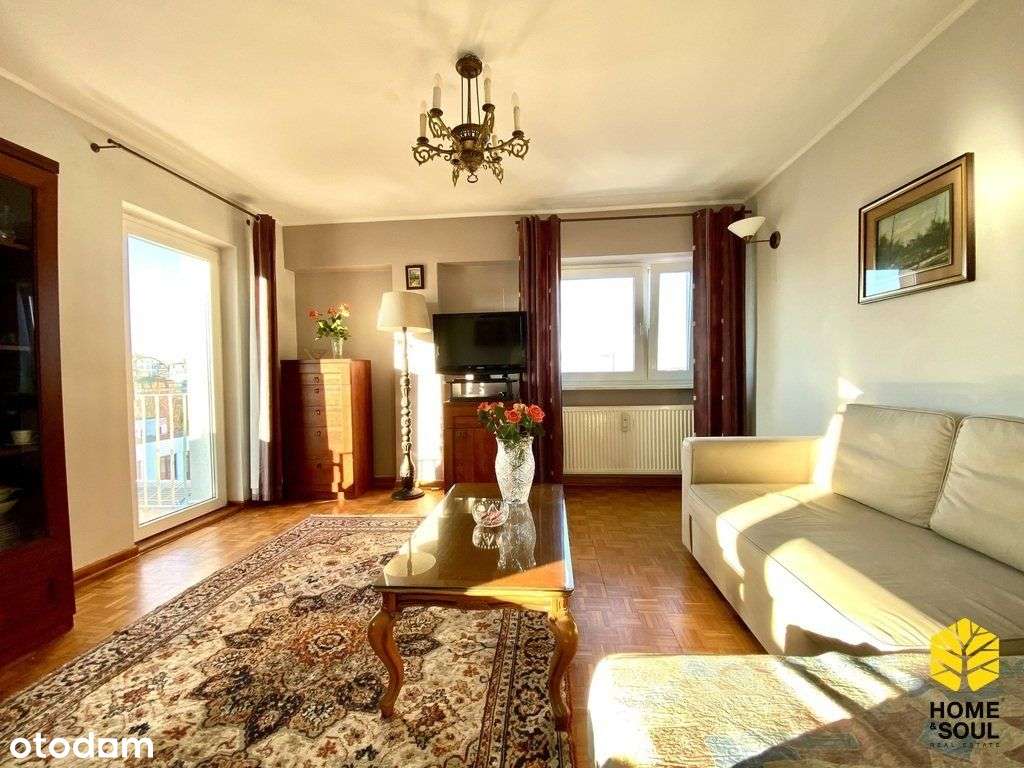 Ciche mieszkanie z balkonem i piwnicą blisko metra-1