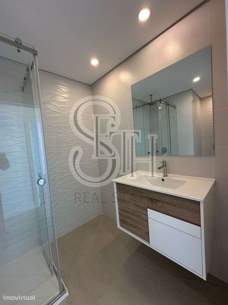 MORADIA V3+1 CENTRO DA CIDADE-25