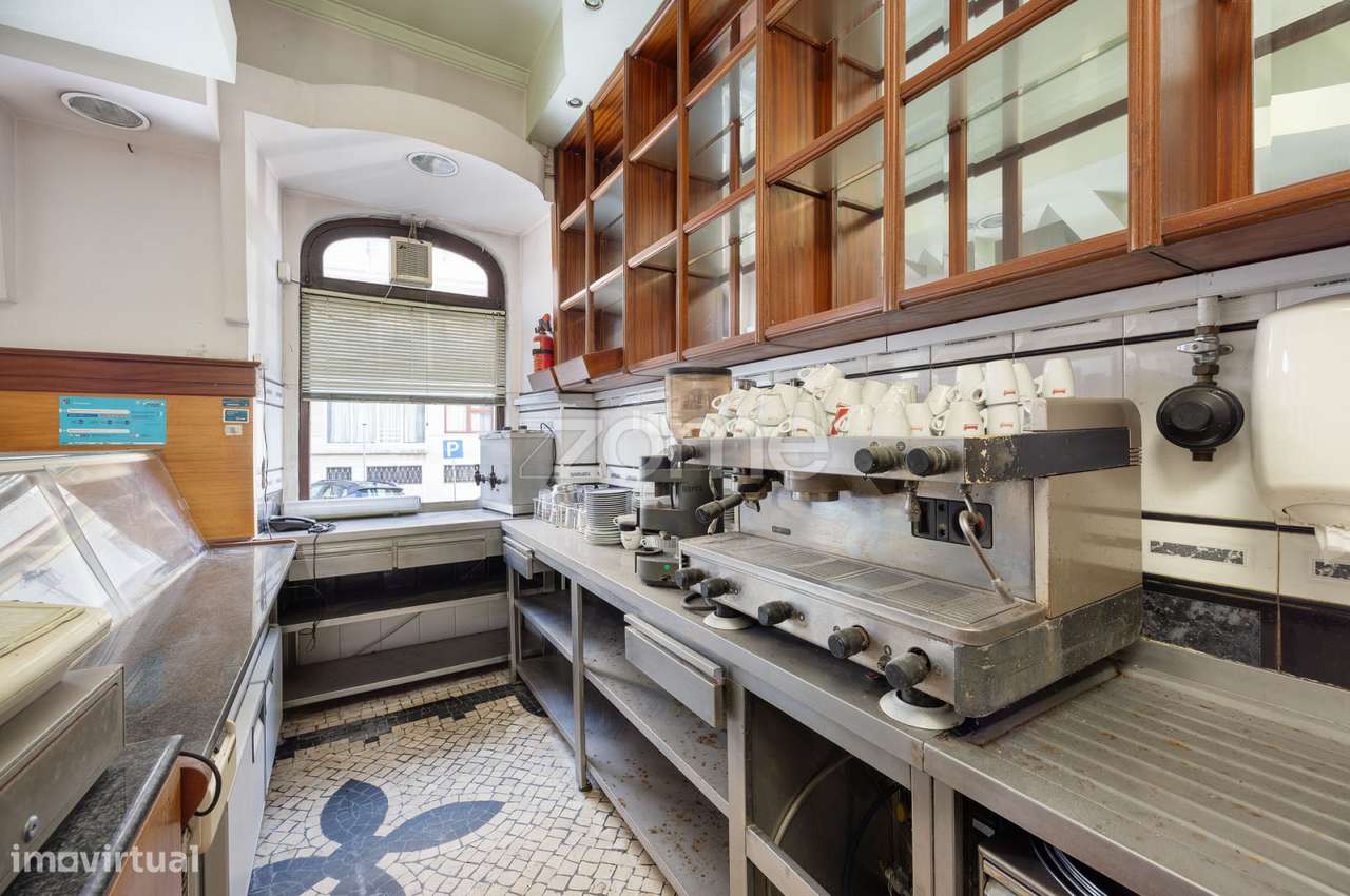 Loja perto da praia da Nazaré-8