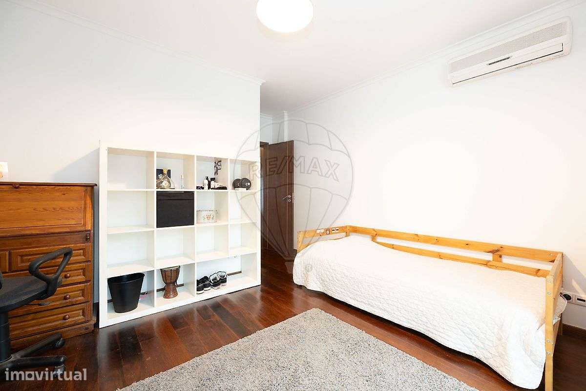 Moradia T5 para venda-14