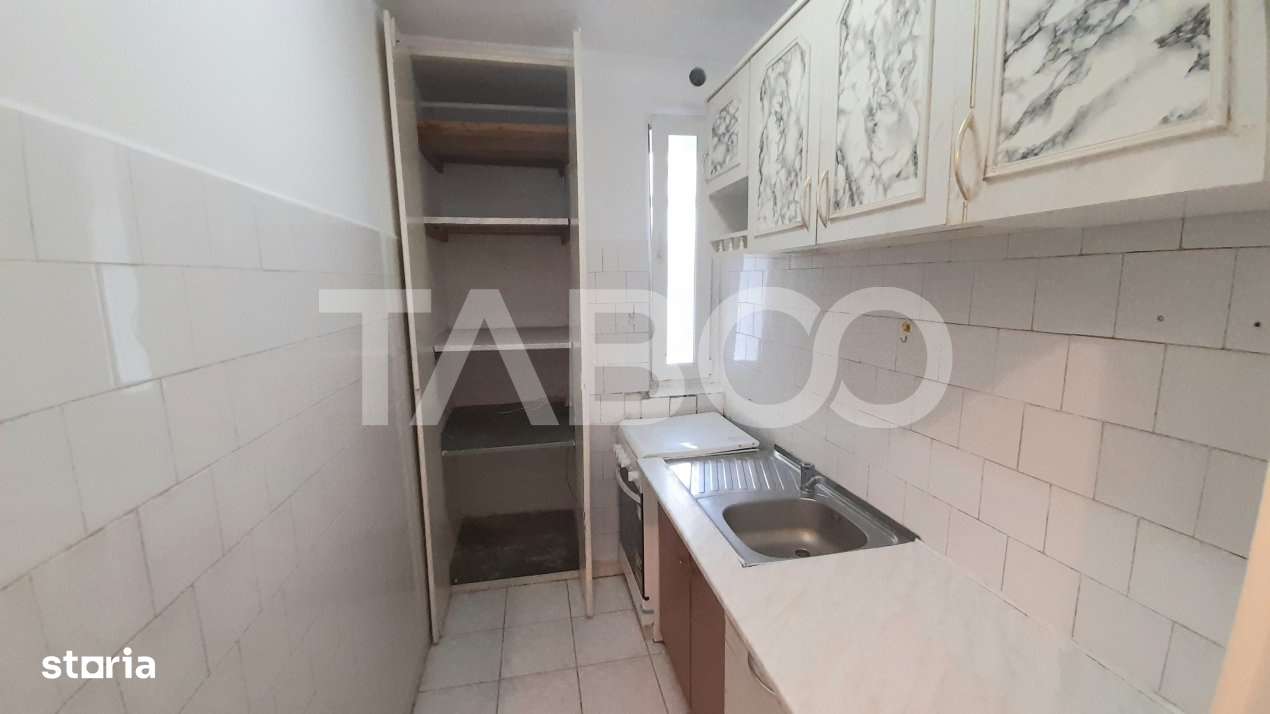 Apartament de vanzare 40mp 2 camere Zona Mihai Viteazul Sibiu - Imagine principală: 5/8