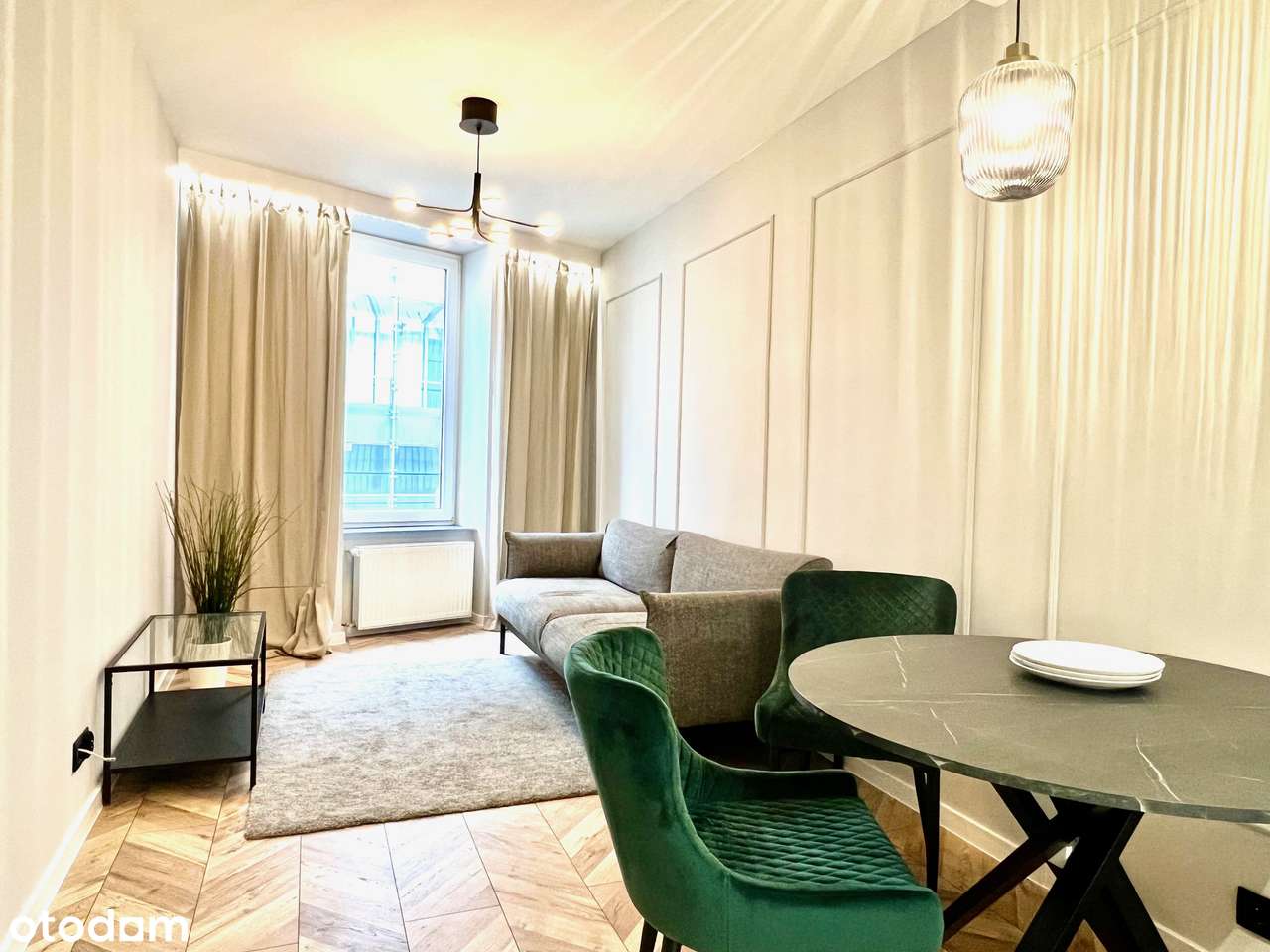 REZERWACJA ! Sprzedam 3-pokojowe mieszkanie Bytom Centrum-0