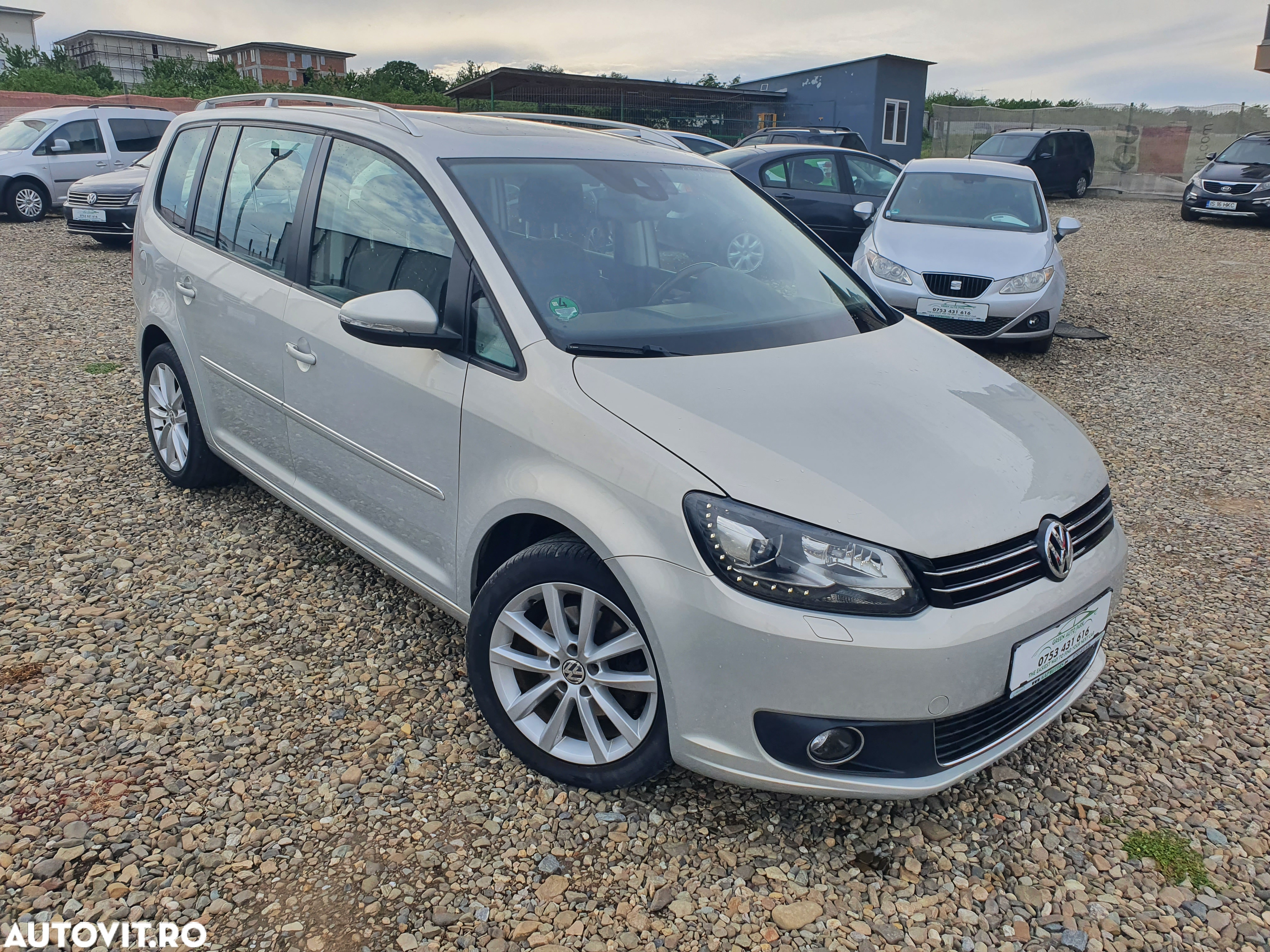 Volkswagen Touran 2.0 TDI DPF DSG Highline - 17