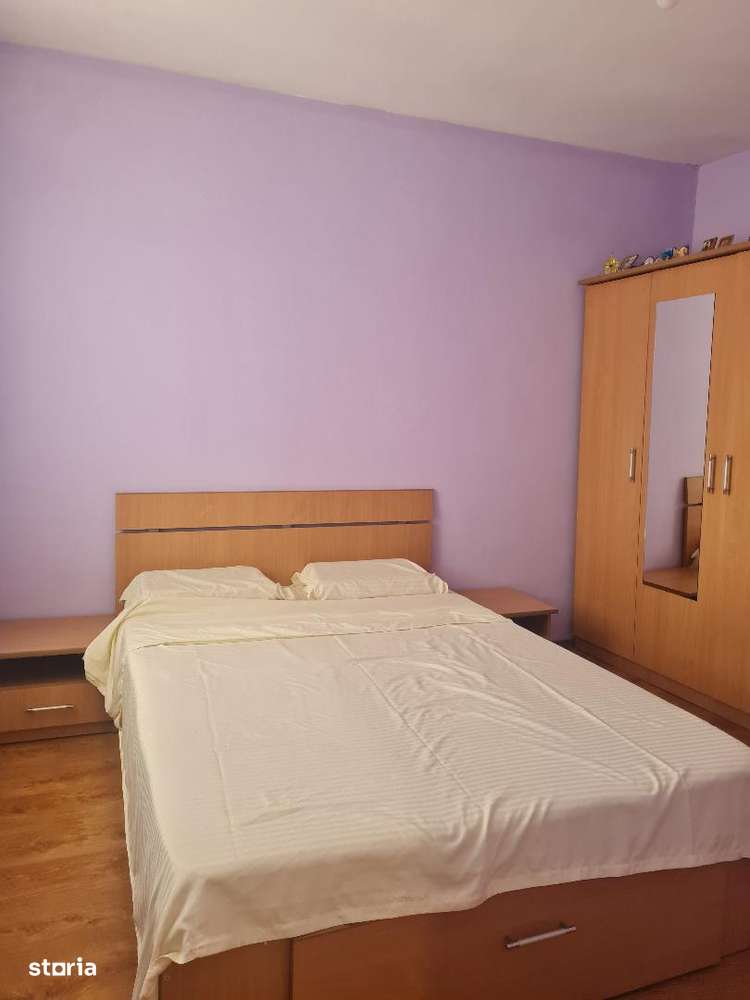 Apartament  trei camere  Mioveni - Imagine principală: 4/10