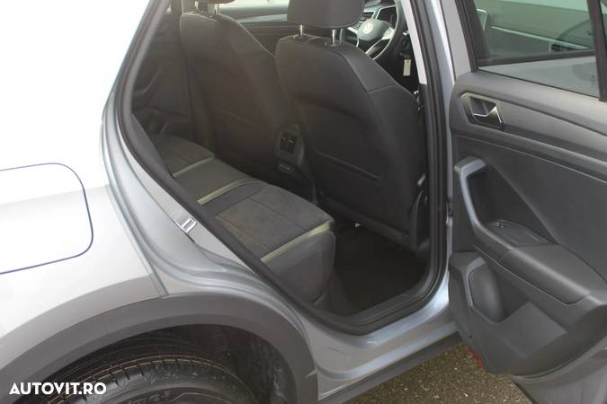 Volkswagen T-ROC 1.5 TSI DSG Style - 13