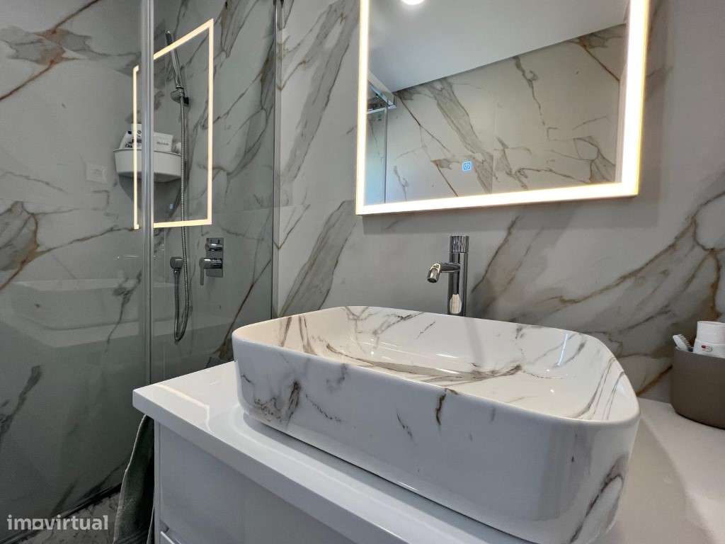 Moradia Isolada T4 Com piscina-23