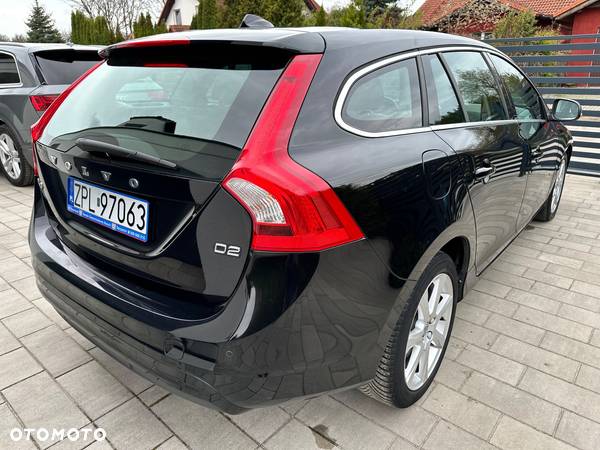 Volvo V60 D2 Drive-E Summum - 11