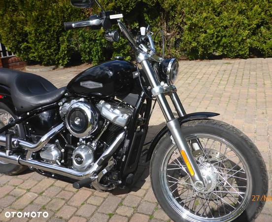 Harley-Davidson Softail Standard - 2