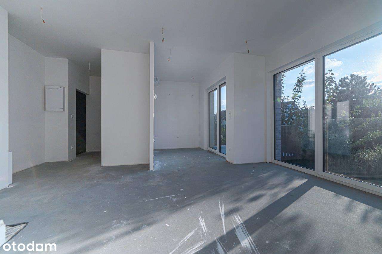 Oferta specjalna. Dwupoziomowe, 3 sypialnie, 2 łazienki, 3 tarasy-3