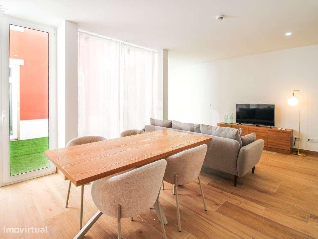 T0+2 com Jardim Interior em Centro Historico - Grande imagem: 3/26