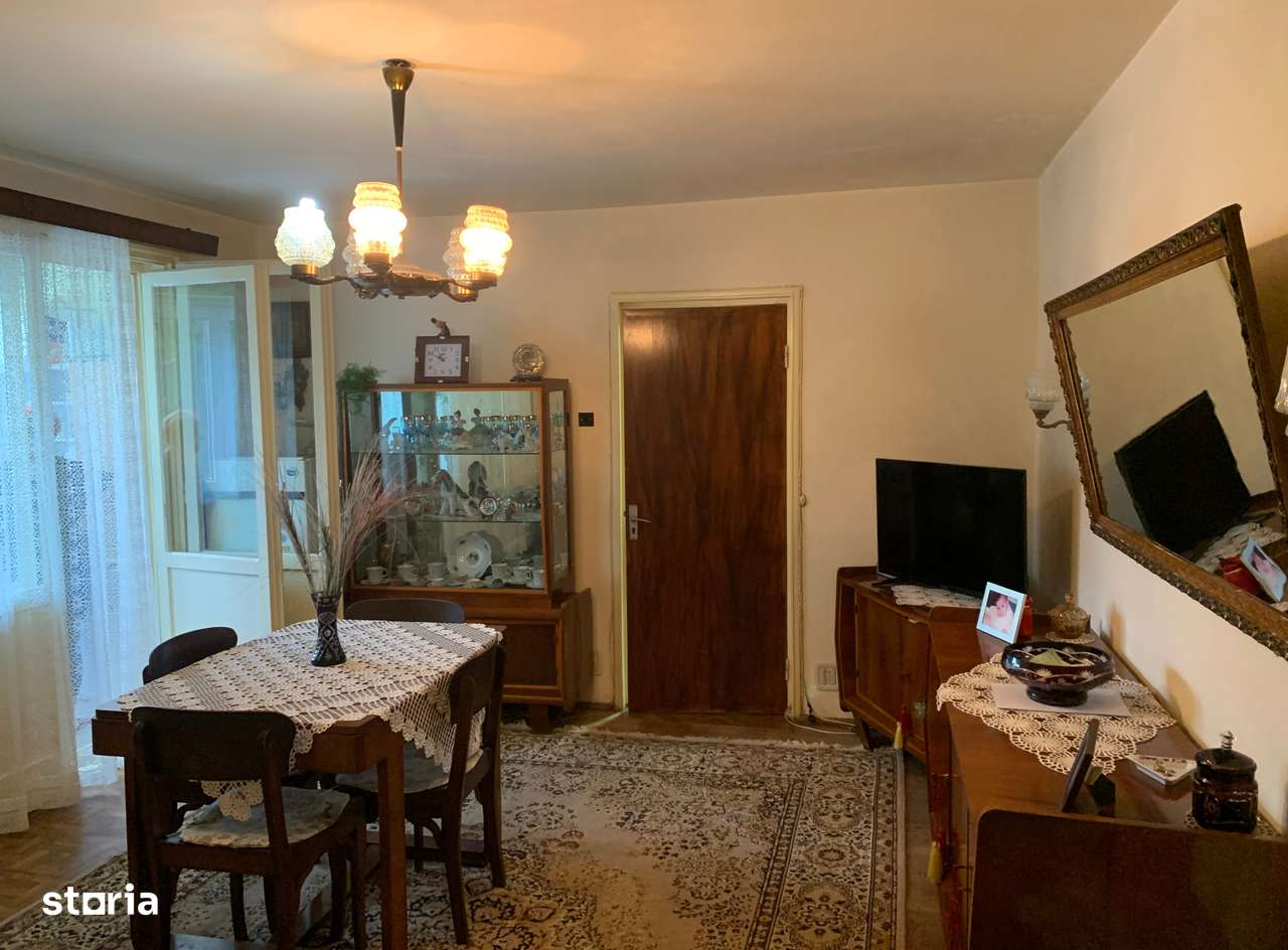 Apartament 3 camere, 2 balcoane
