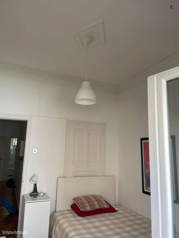 Quarto - localizado em Penha de França Lisbon - Grande imagem: 2/19