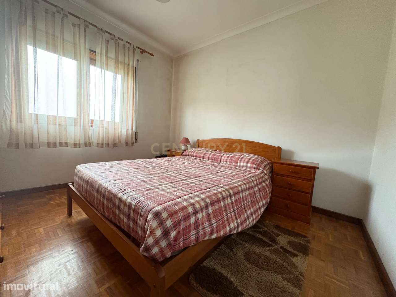 Moradia T7 com Vista Mar e Elevado Potencial em Areosa-19