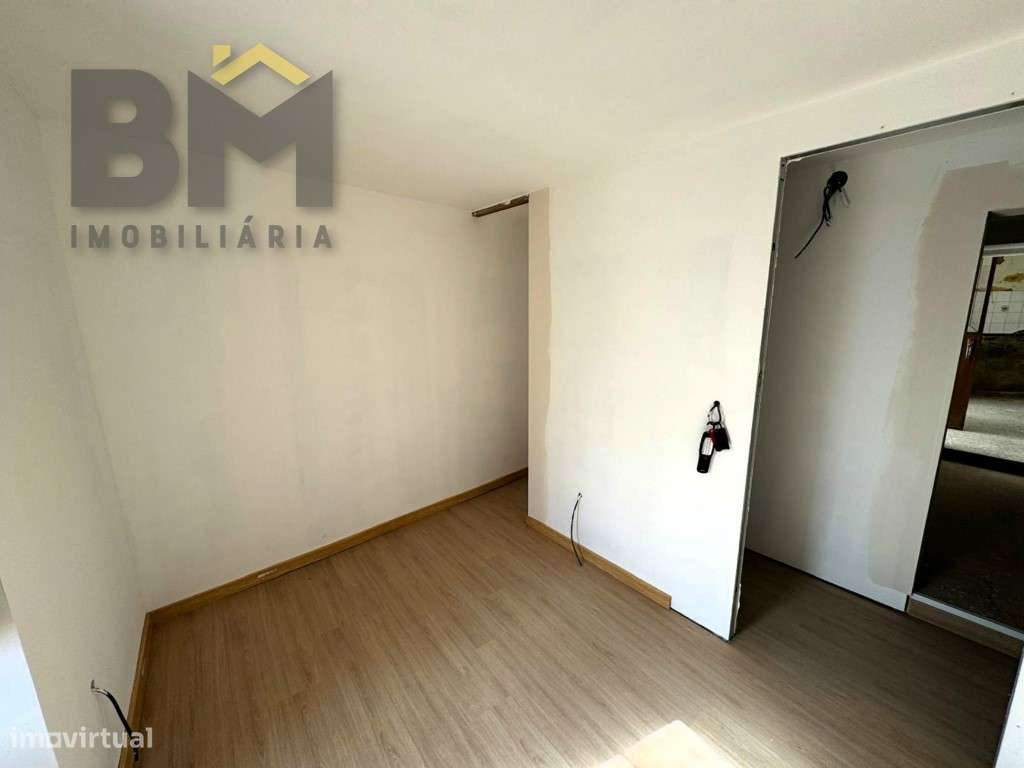 Moradia T2 com terraço para venda em Escalos de Cima!-14