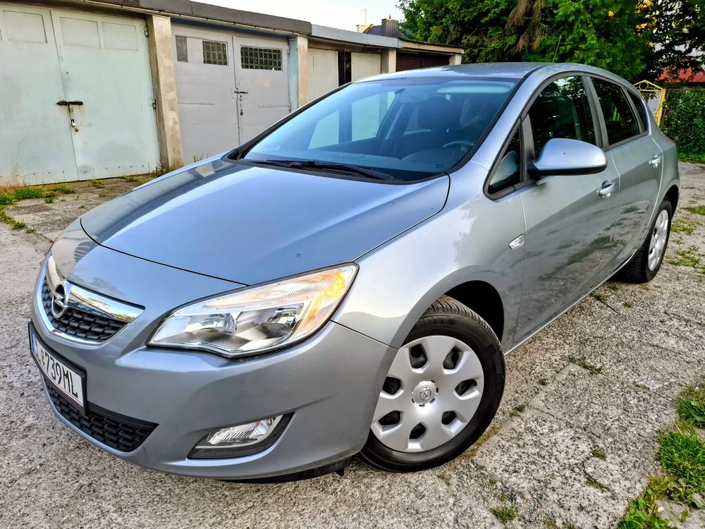 Opel Astra J (2009-2019) 2010