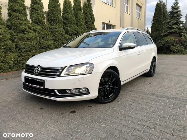 Volkswagen Passat Variant 2.0 TDI 4Motion DPF DSG Highline - 32