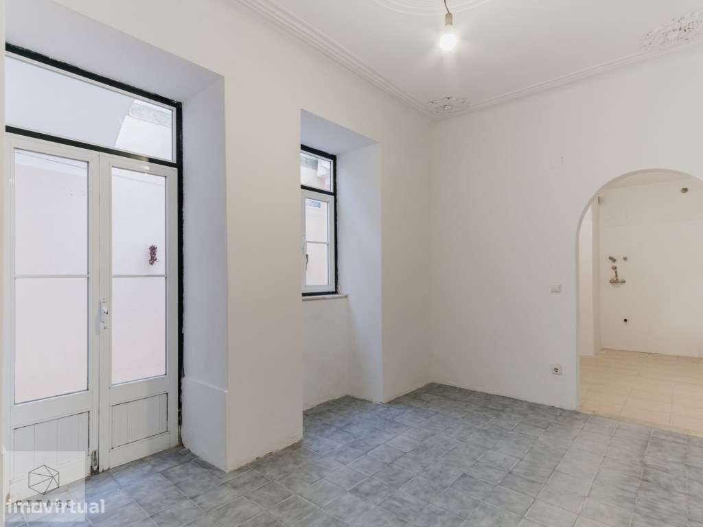 Apartamento T2 com terraço em Campo de Ourique-13