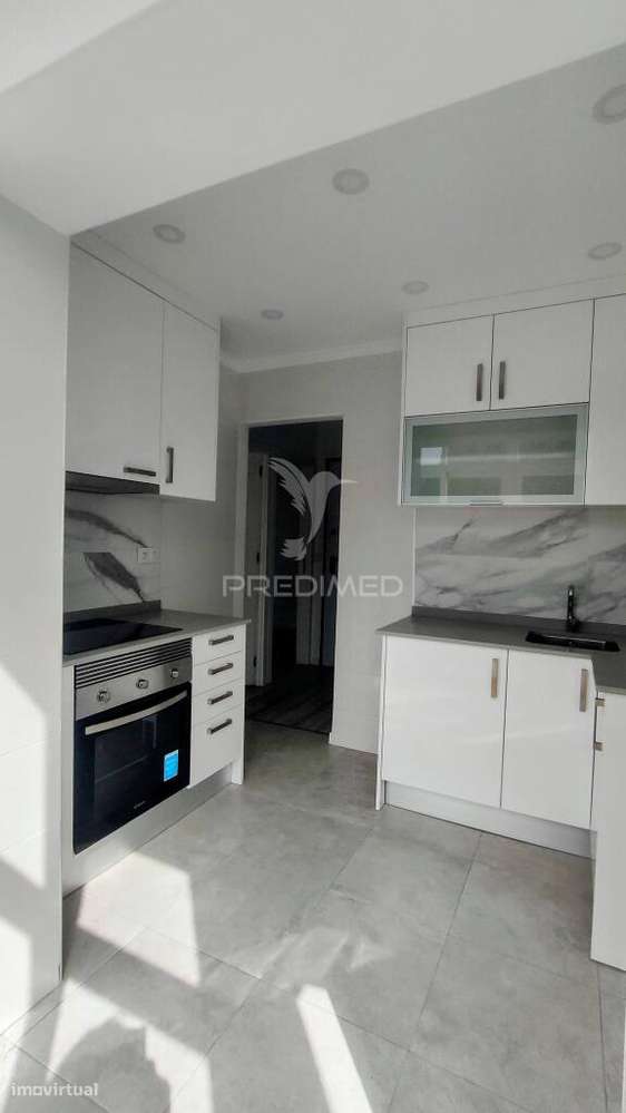 T1 em zona privilegiada de Lisboa, junto ao Jardim Constantino - Grande imagem: 4/21