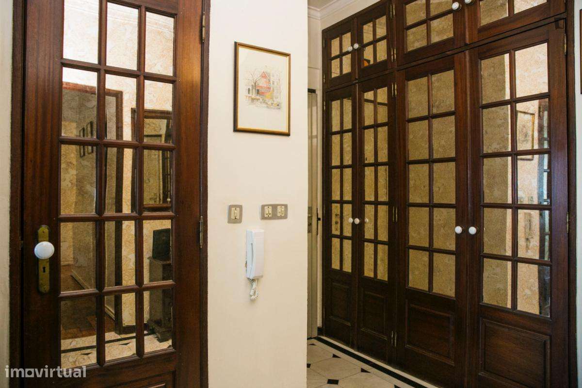 Quarto - localizado em Benfica Lisbon - Grande imagem: 3/10