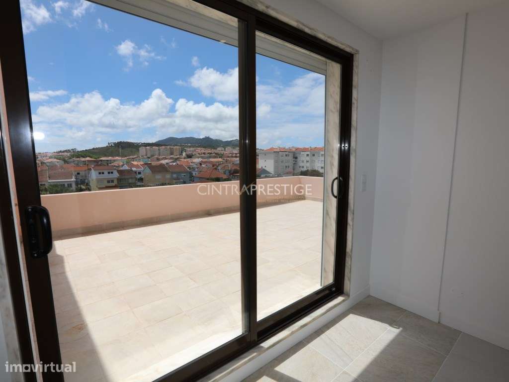 T2 Totalmente Remodelado com Terraço de 20 m² - Algueirão-Mem Martins-11