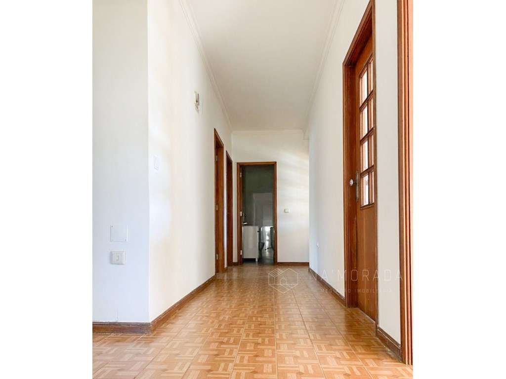 Apartamento T-3 em Santa Maria da Feira, próximo aos Passionistas-9