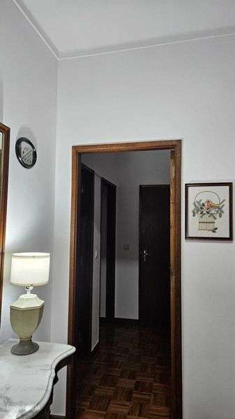 Arrenda-se andar T3 mobilado renovado - Grande imagem: 4/12