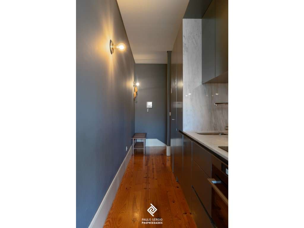 Apartamento T1 na Rua Entreparedes | Excelente Oportunidade de Inve...-8