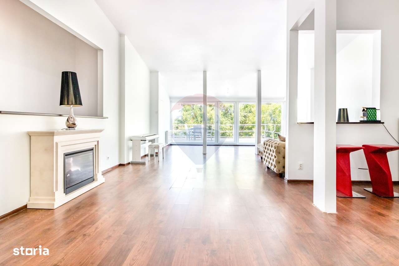 Snagov - Vila 5 camere cu terase mari si iesire directa la lac - Imagine principală: 4/20