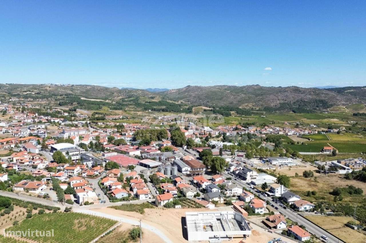 Lote de terreno com 562 m² - Grande imagem: 3/12