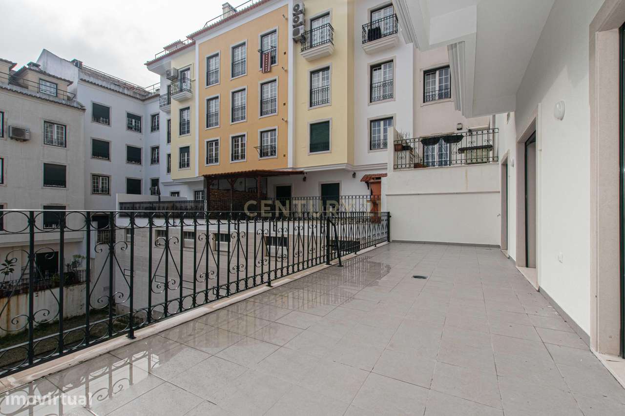 Apartamento T2 Urbanização Neudel com Terraço - Novo - Grande imagem: 2/20