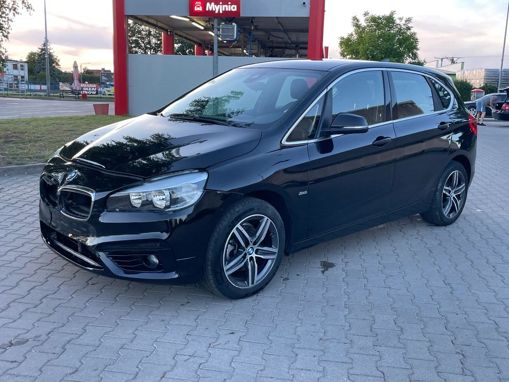 BMW 2 Series 216d Sport Line 2016