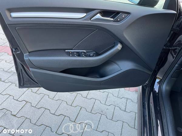 Audi A3 1.6 TDI ultra Attraction - 16