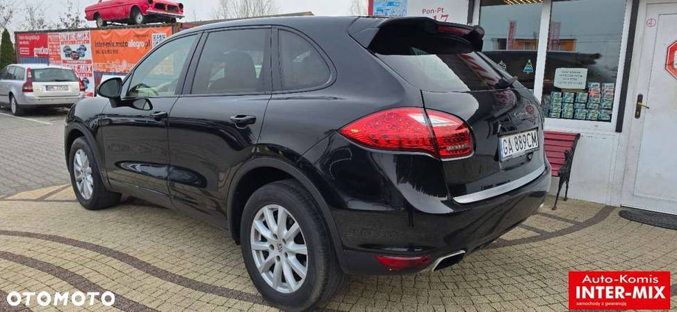 Porsche Cayenne Standard - 9