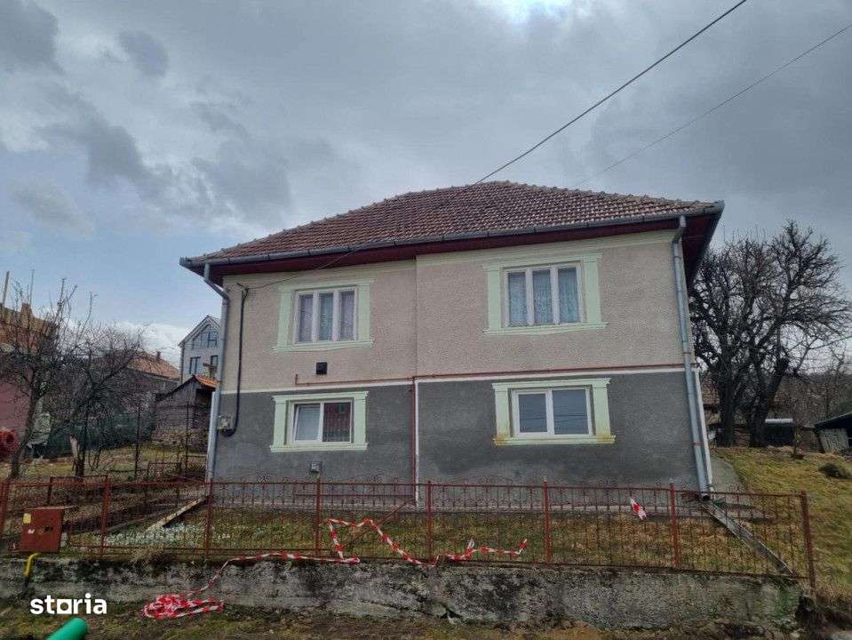 Casa individuala, 187 mp utili, teren 1242 mp, sat Gheorgheni - Imagine principală: 4/14