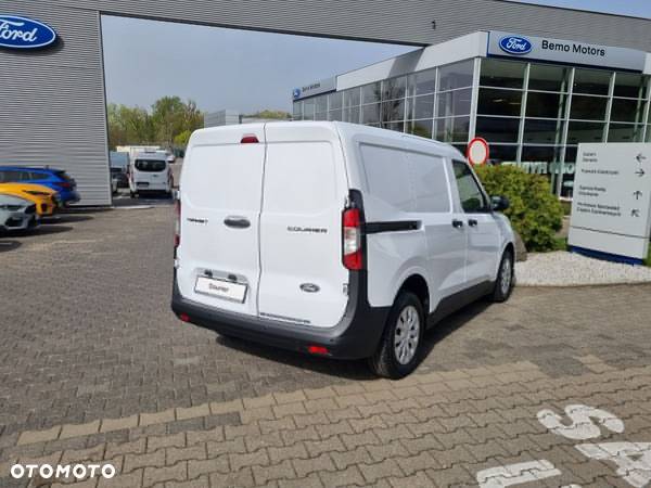 Ford Transit Courier - 7